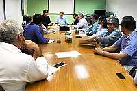 Reunião de Associadas na sede do SINDAÇÚCAR/PE, sob a presidência de Renato Cunha, com as presenças da RC Associados e Miguel Ivan Lacerda, Diretor de Biocombustíveis do Ministério de Minas e Energia sobre o Programa Renovabio, dia 13/novembro/2017